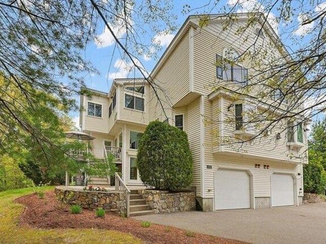 Condo for sale in Bellingham, Massachusetts