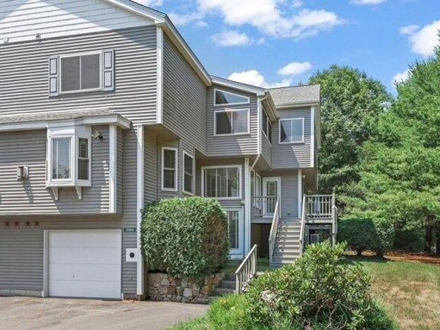 Condo for sale in Bellingham, Massachusetts