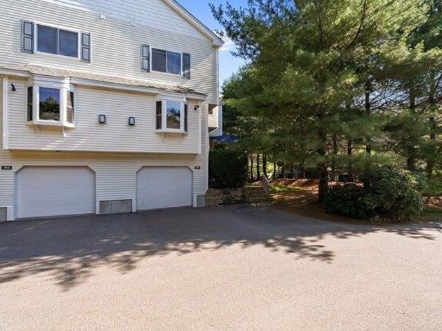 Condo for sale in Bellingham, Massachusetts