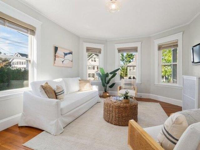 Condo for sale in Cushing Square, Belmont
