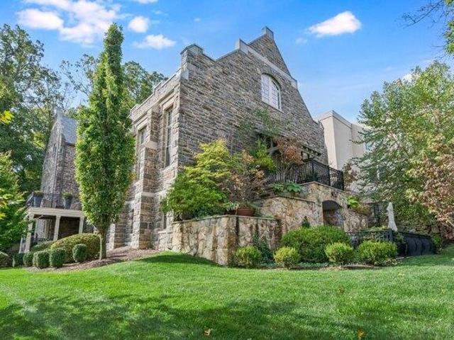 Condo for sale in Bernardsville, New Jersey