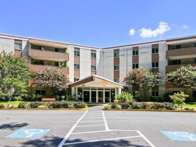 Condo for sale in Bethesda, Maryland