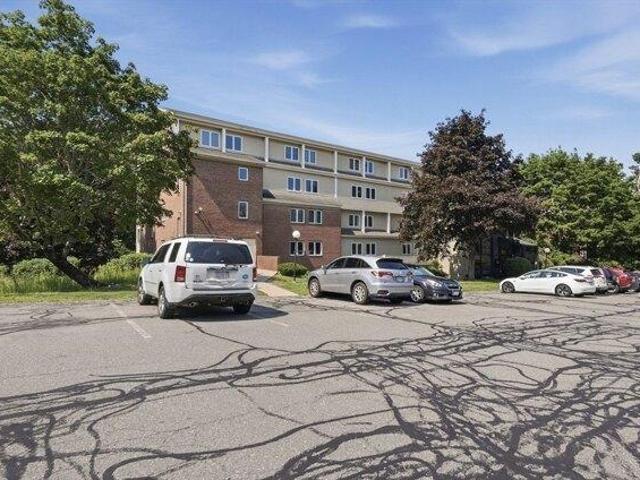 Condo for sale in Beverly, Massachusetts