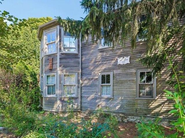 Condo for sale in Beverly, Massachusetts