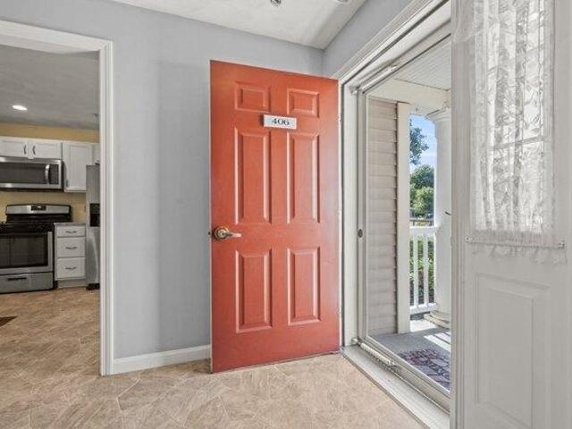 Condo for sale in Billerica, Middlesex County