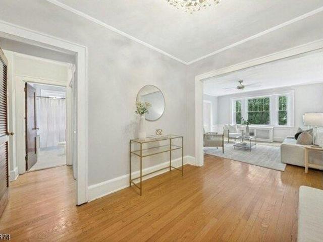 Condo for sale in Bloomfield, New Jersey