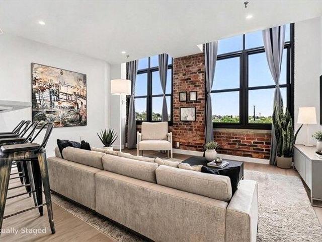 Condo for sale in Boston, Massachusetts