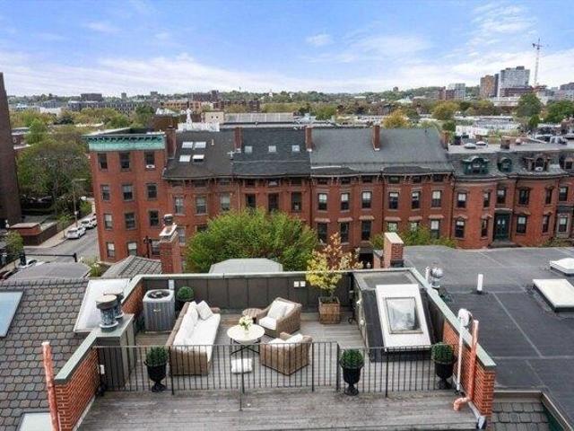Condo for sale in Boston, Massachusetts