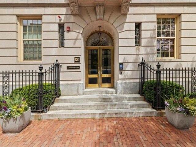 Condo for sale in Boston, Massachusetts
