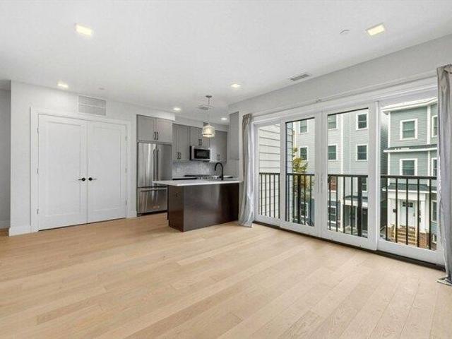 Condo for sale in Boston, Massachusetts