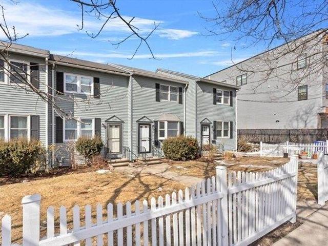 Condo for sale in West Roxbury, Boston
