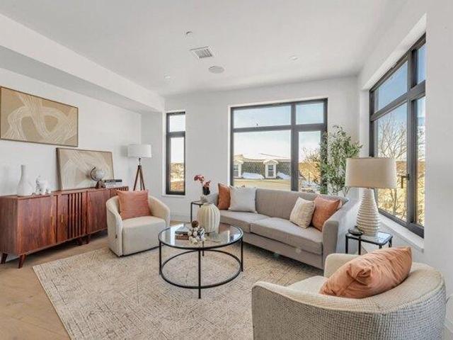 Condo for sale in Hyde Park, Boston