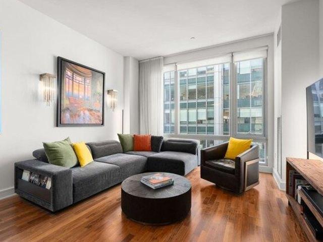 Condo for sale in Financial District, Boston