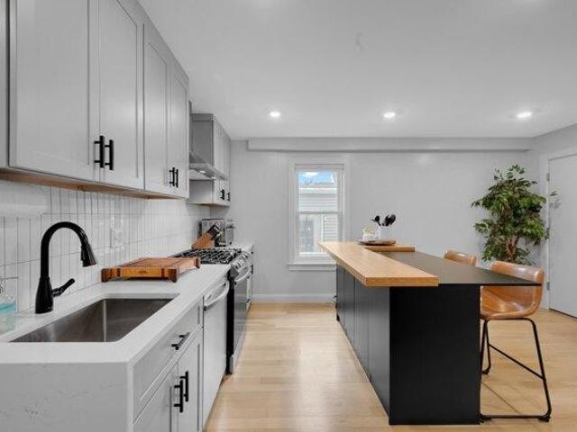 Condo for sale in Jeffries Point, Boston
