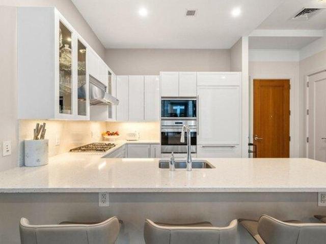 Condo for sale in Seaport, Boston