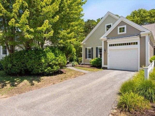 Condo for sale in Cataumet, Massachusetts