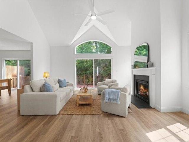 Condo for sale in Bourne, Barnstable County