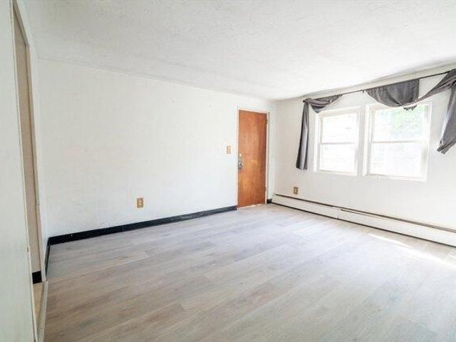 Condo for sale in Braintree, Massachusetts