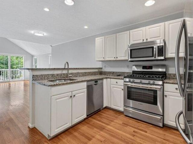 Condo for sale in Braintree, Massachusetts