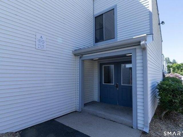 Condo for sale in Branford, Connecticut