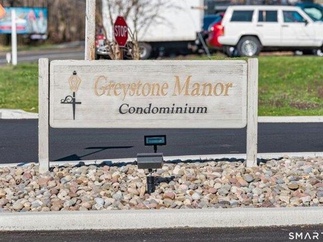 Condo for sale in Branford, Connecticut