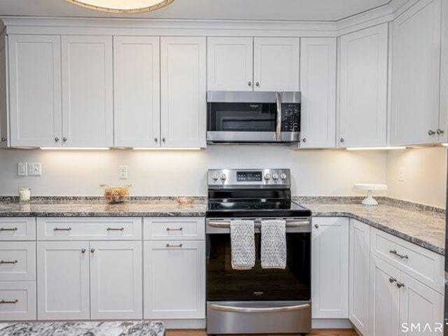 Condo for sale in Branford, Connecticut