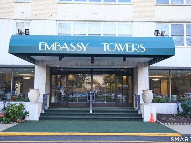 Condo for sale in Bridgeport, Connecticut