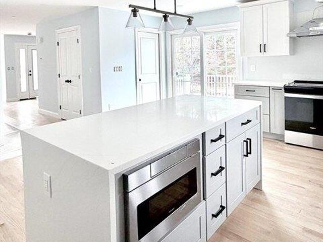 Condo for sale in Bridgewater, Massachusetts