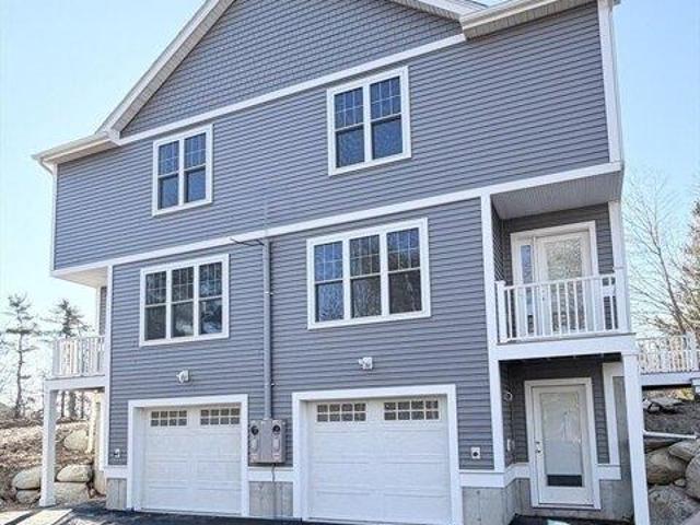 Condo for sale in Bridgewater, Massachusetts