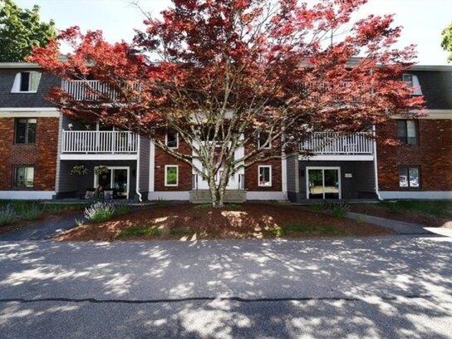 Condo for sale in Bridgewater, Massachusetts