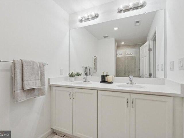Condo for sale in Bucks, Pennsylvania