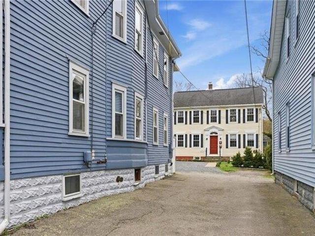 Condo for sale in Bristol, Rhode Island
