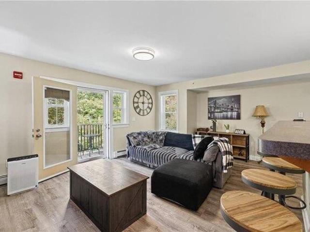 Condo for sale in Bristol, Bristol County