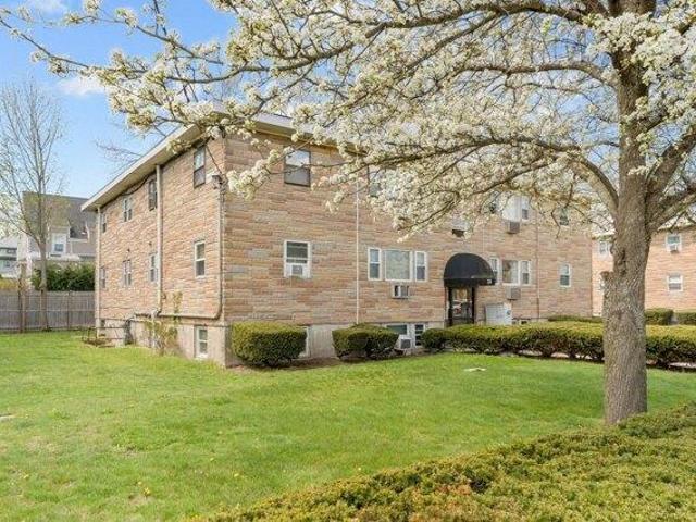 Condo for sale in Brockton, Massachusetts