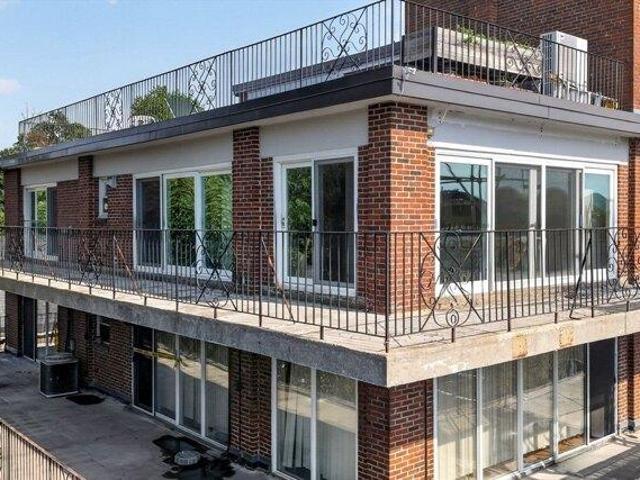 Condo for sale in Brookline, Massachusetts