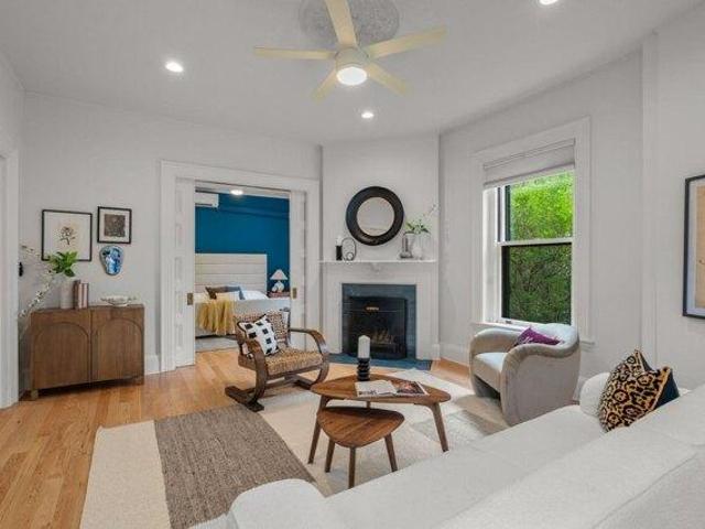 Condo for sale in North Brookline, Brookline