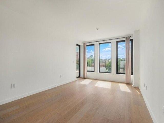 Condo for sale in Brooklyn, New York