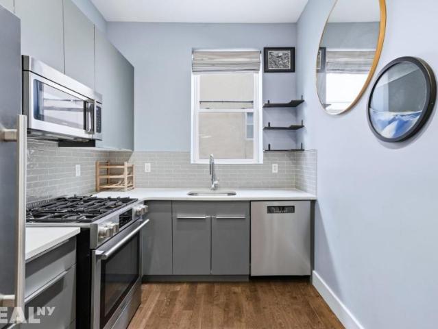 Condo for sale in Queens, Arverne