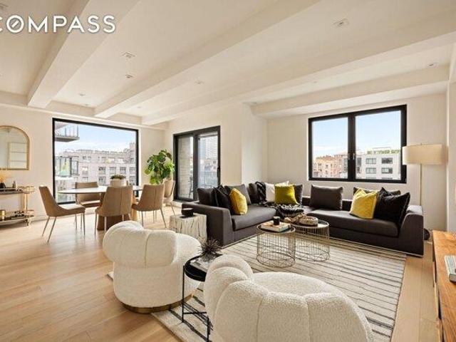 Condo for sale in Arverne, New York