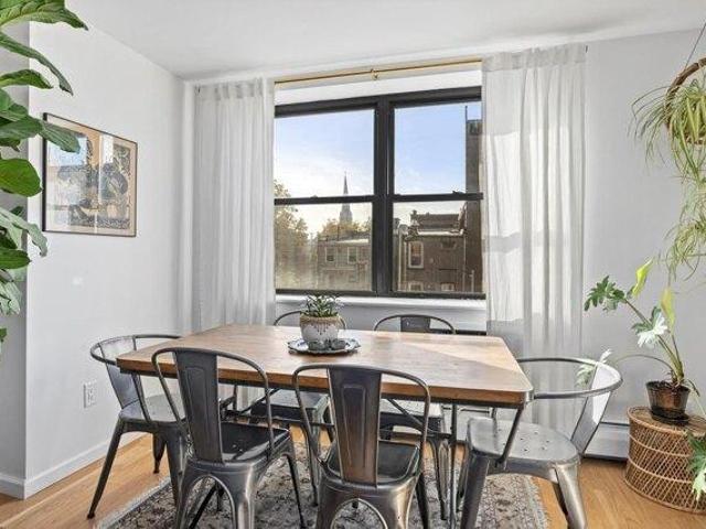 Condo for sale in Arverne, New York