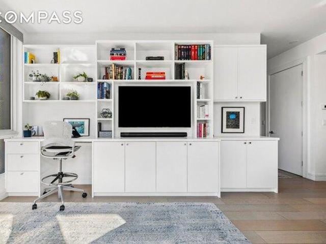 Condo for sale in Arverne, New York