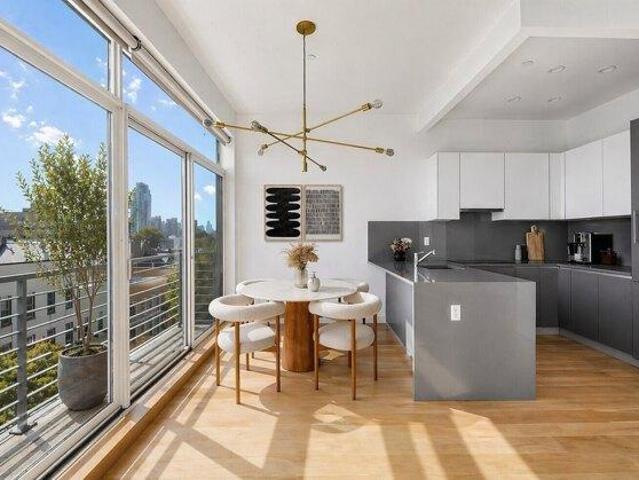 Condo for sale in Arverne, New York