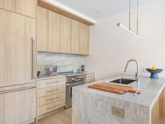 Condo for sale in Arverne, New York