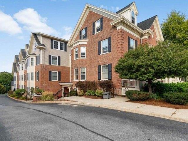 Condo for sale in North Hill Section, Burlington