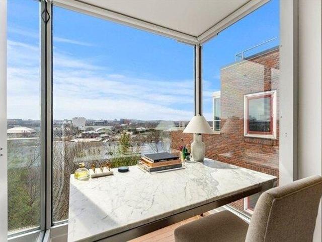 Condo for sale in Cambridge, Massachusetts