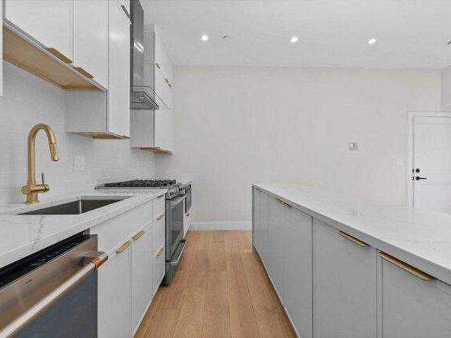 Condo for sale in Cambridge, Massachusetts