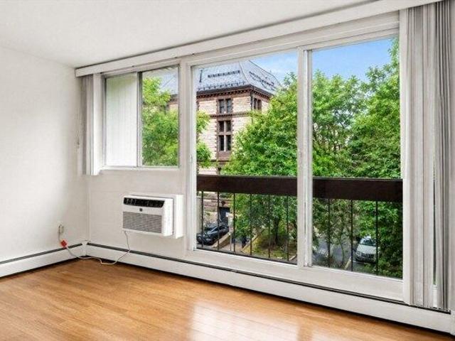 Condo for sale in Cambridge, Massachusetts