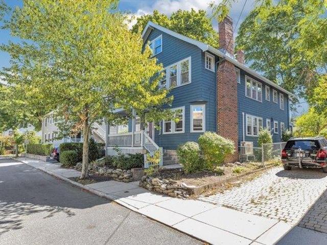 Condo for sale in Huron Village, Cambridge