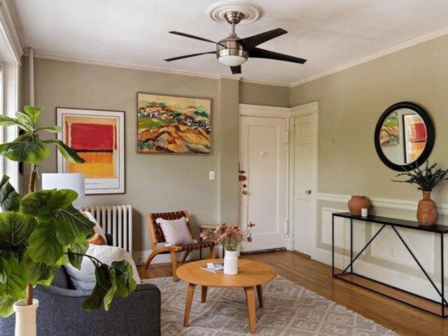 Condo for sale in Larchwood, Cambridge