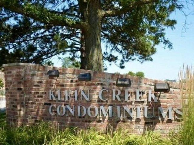 Condo for sale in Carol Stream, Illinois